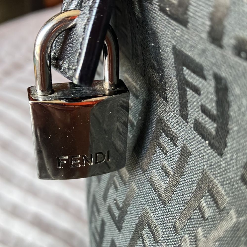 Authentic Fendi Zucchino Bag - Rare! - Picture 3 of 15